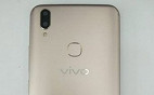 Suposto Vivo V9 aparece com notch e câmera dupla na vertical