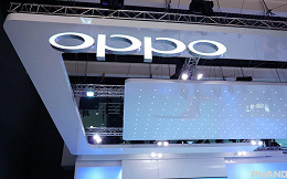 OPPO inova com patente de tela Waterfall 3D