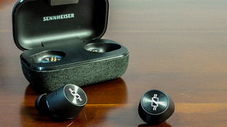 Fone de ouvido in-ear Bluetooth Sennheiser Momentum True Wireless 2 Anniversary Edition. Fonte: Vitor Valeri