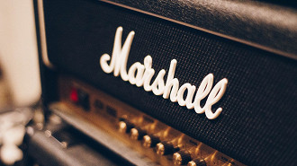 Marshall, grande fabricante de amplificadores de guitarra, está sendo vendida. Fonte: unsplash (foto por Adam Tagarro)