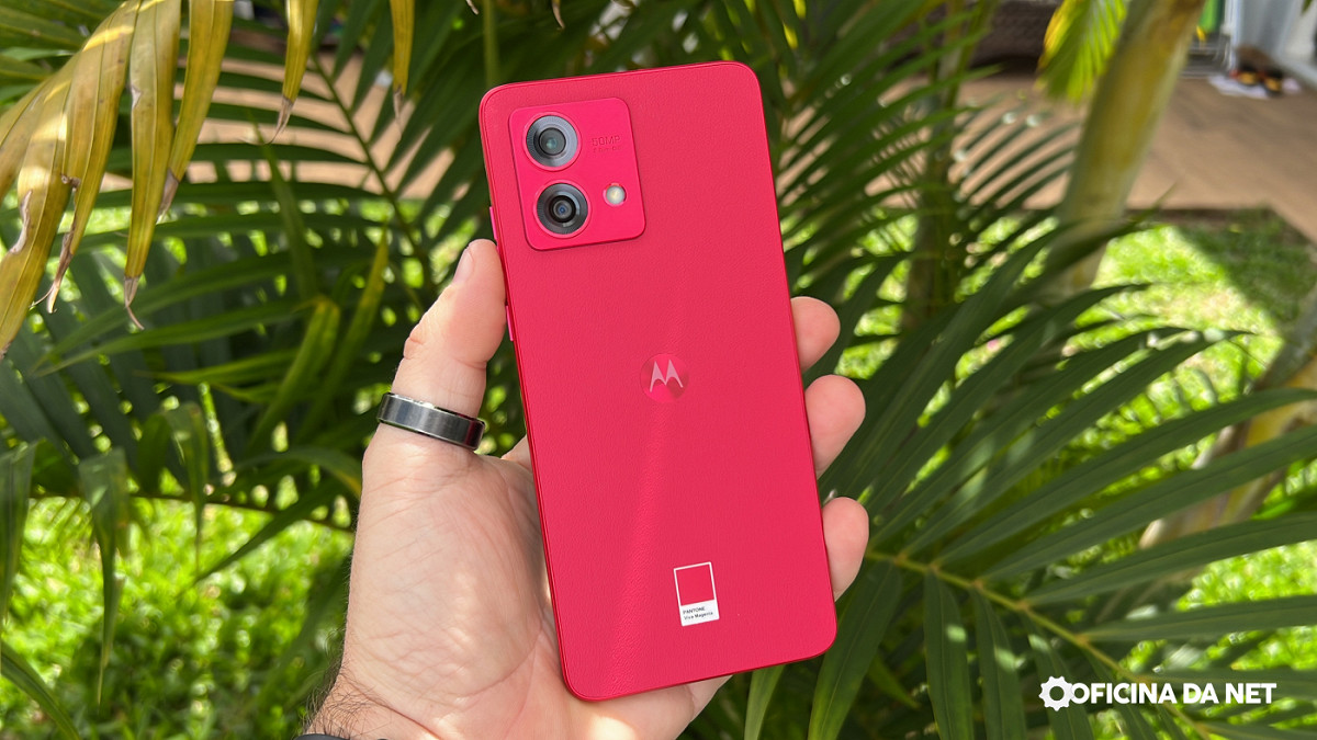 Moto G84 5G em oferta. Imagem: Adalton Bonaventura/ON