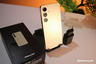 Galaxy S24 vem com carregador de 25 watts