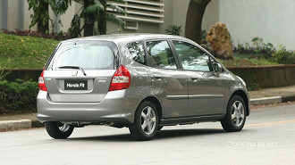 Honda Fit LXL AT 1.4 Flex 2007. Imagem: Auto Papo/Reprodução