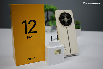 realme 12 Pro Plus vem com carregador de 65 watts