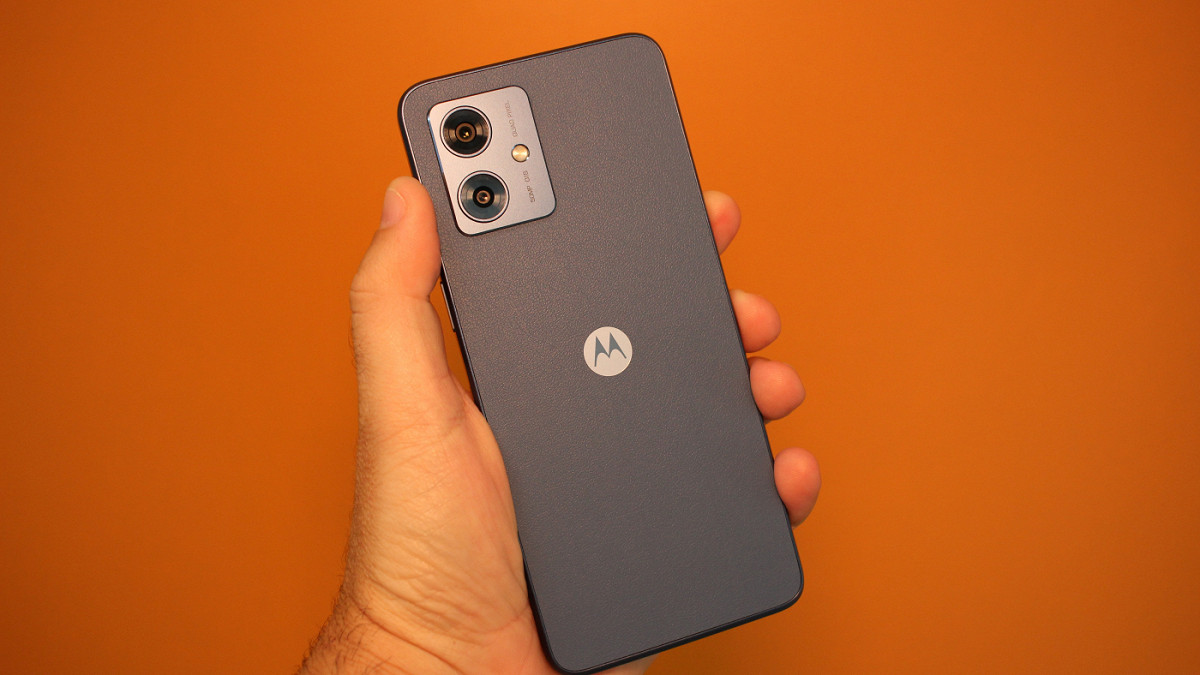 Moto G54, Edge 50, Edge 50 Neo e Razr 40 recebem versão teste do Android 15. Imagem: Oficina da Net