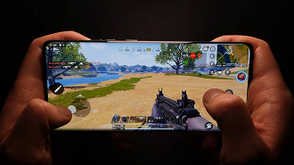 No COD Mobile jogamos com os gráficos no médio e taxa de quadros no máximo.