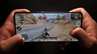 Na vez do COD Mobile, nós testamos com a qualidade gráfica baixa e o FPS desbloqueado em 120.