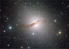 ESO divulga a imagem mais profunda da galáxia de Centaurus A