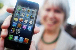 Apple reduz compra de componentes do iPhone 5